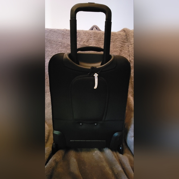 Tenba ROADIE ROLLER 21 in Black MSRP $390 - Picture 8 of 11